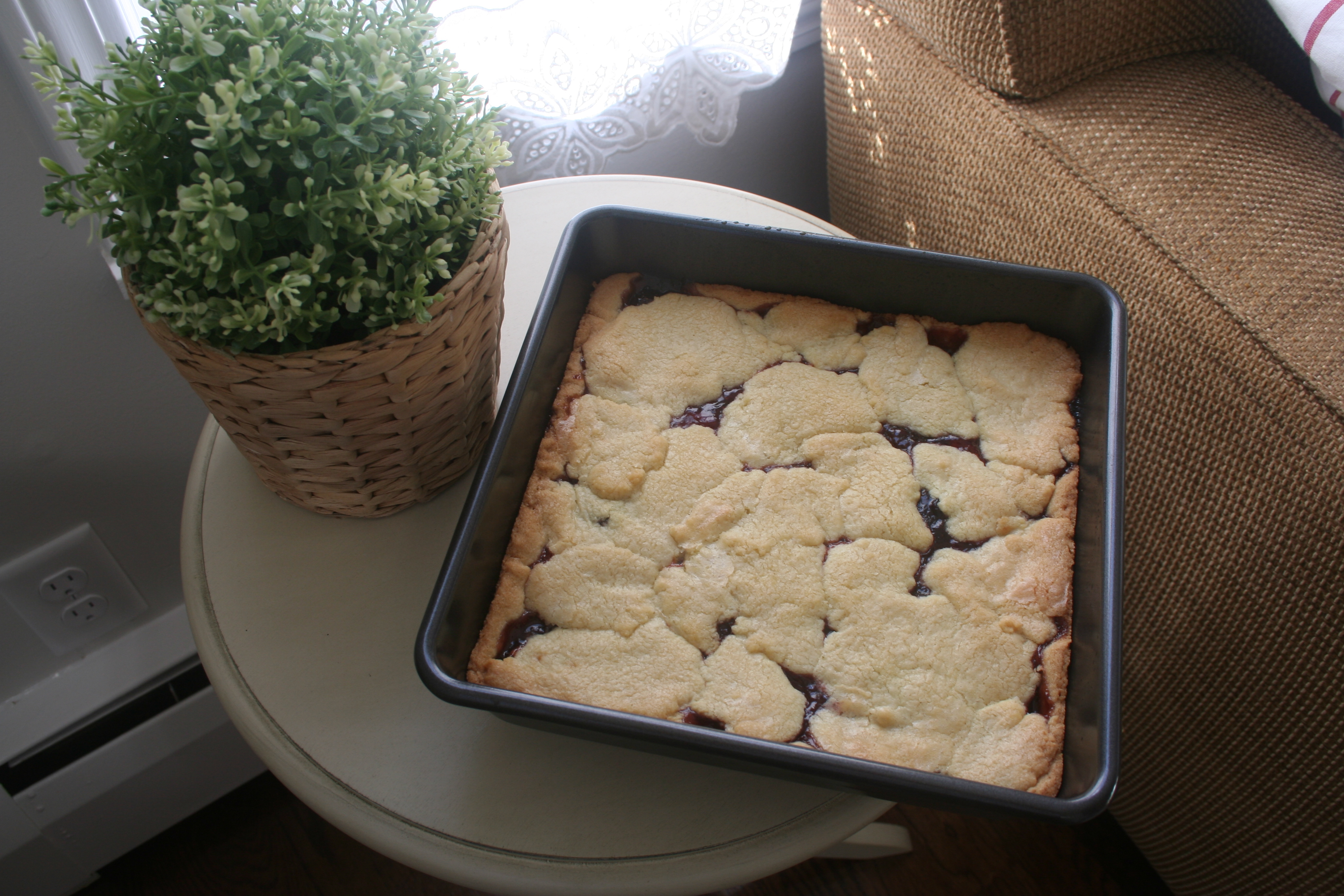 strawberry jam bars