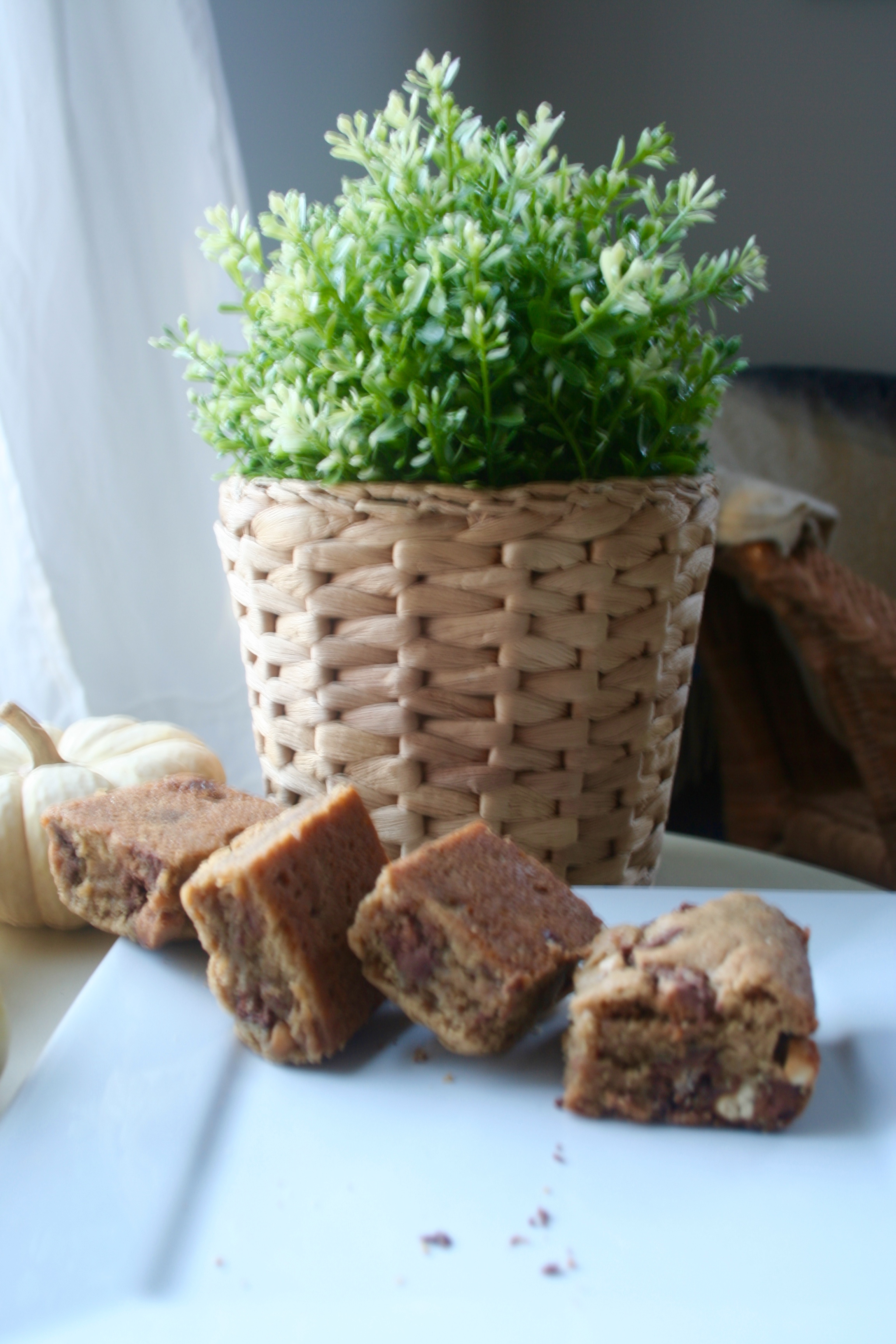 candy bar blondies