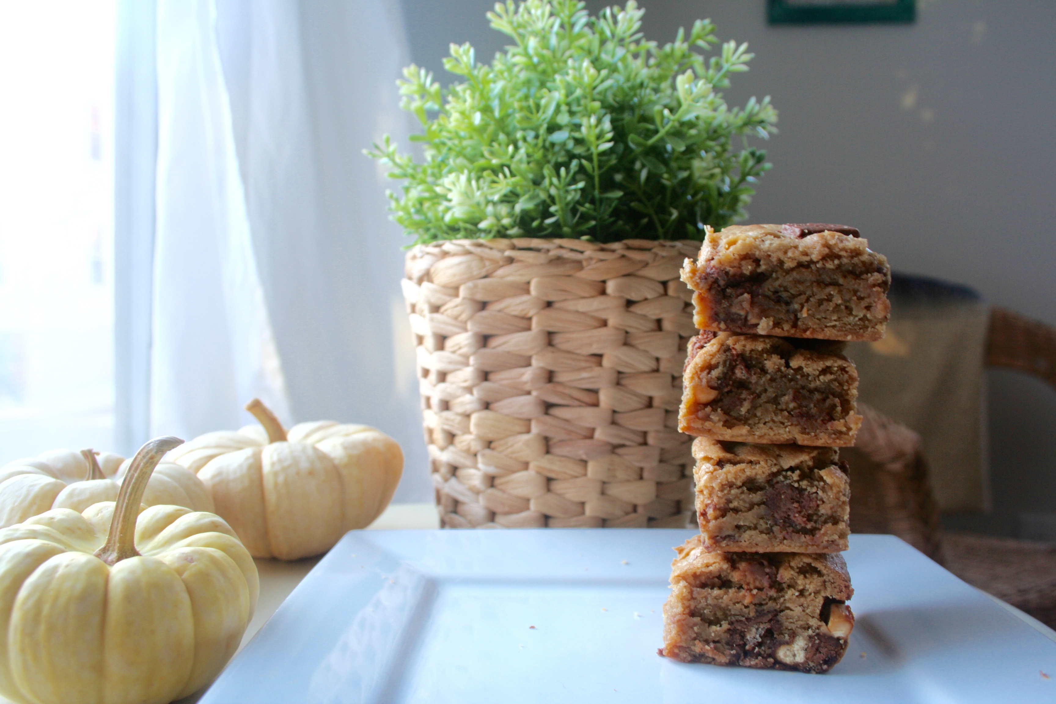 candy bar blondies