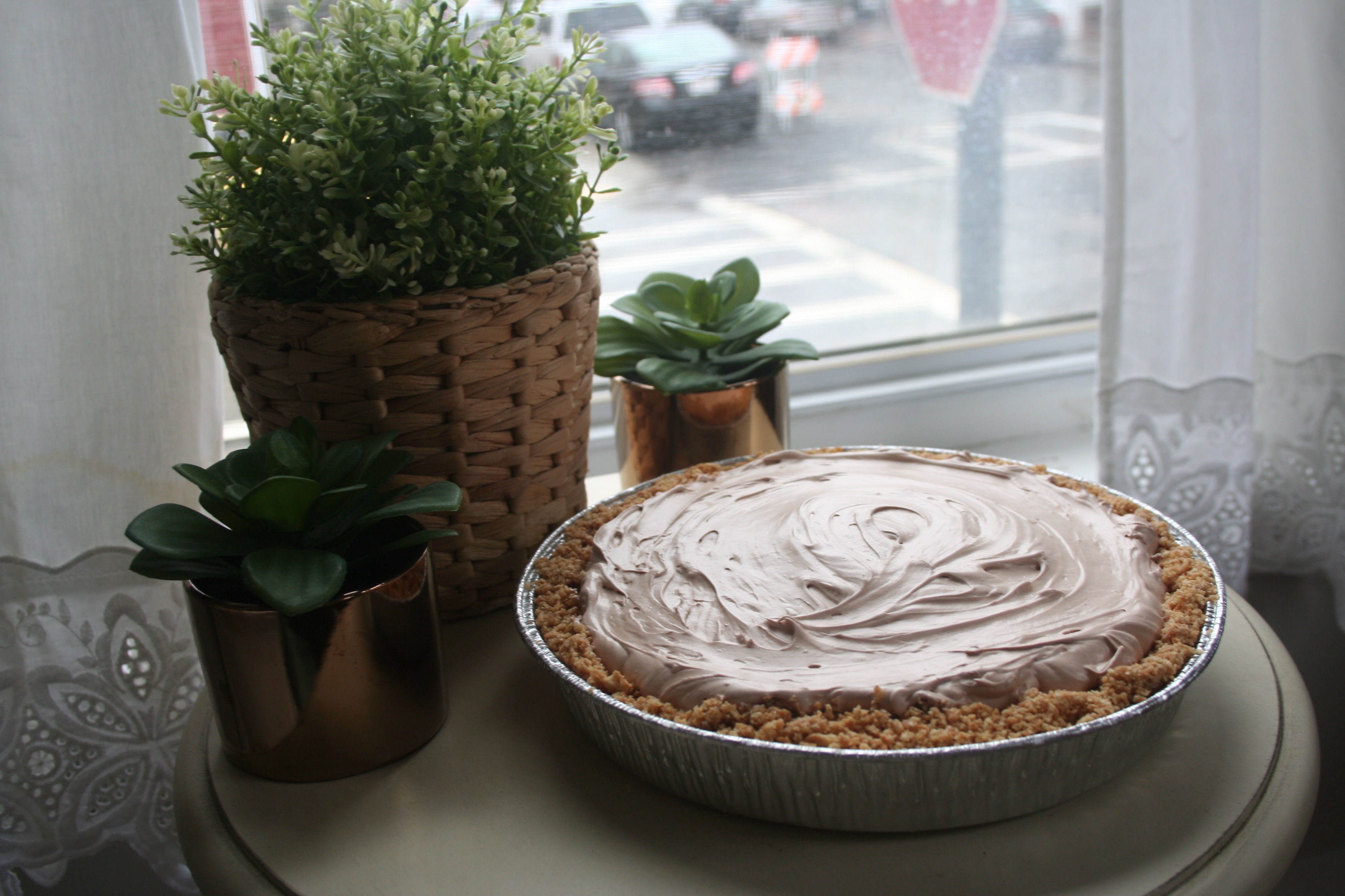 whipped nutella pie