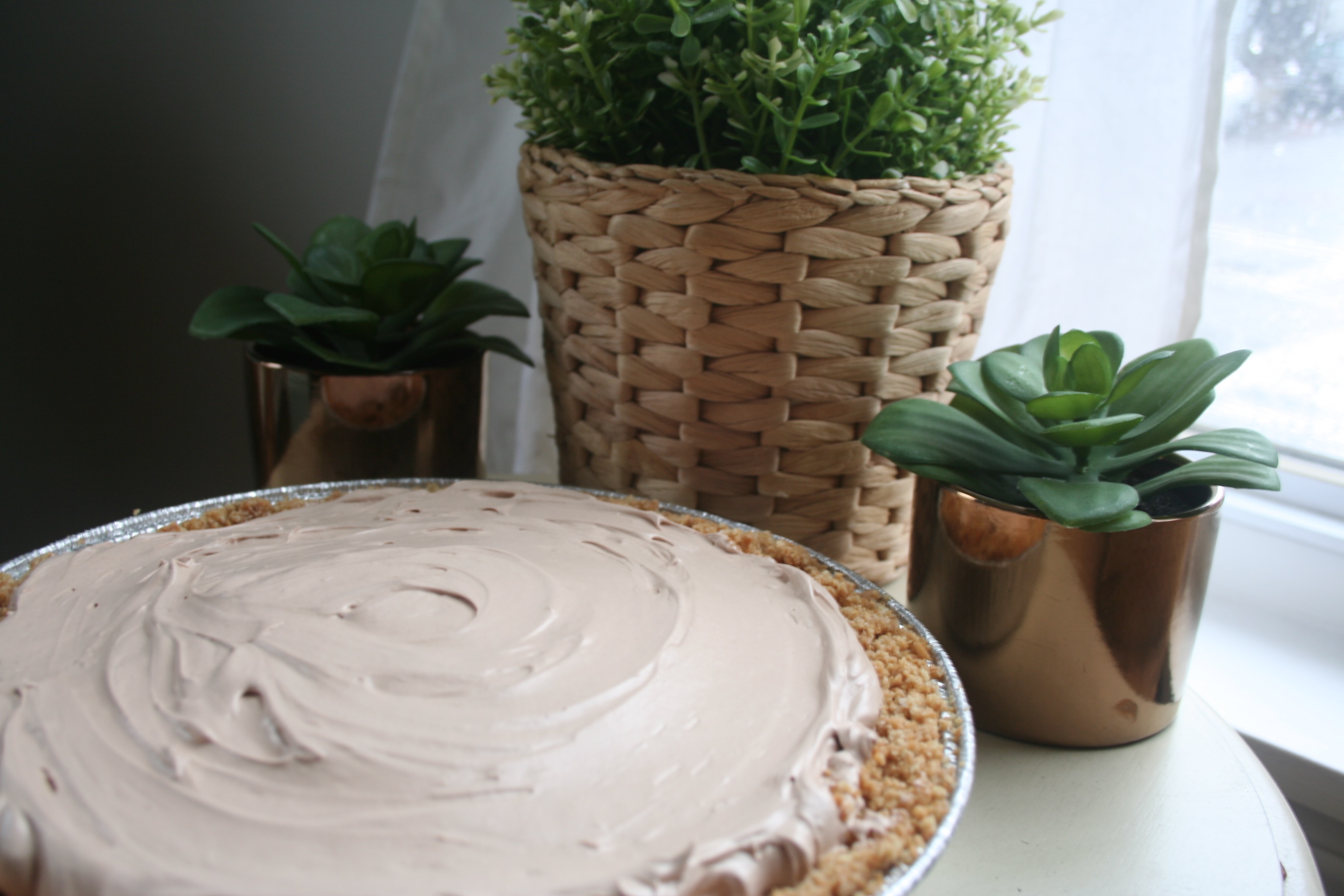 whipped nutella pie