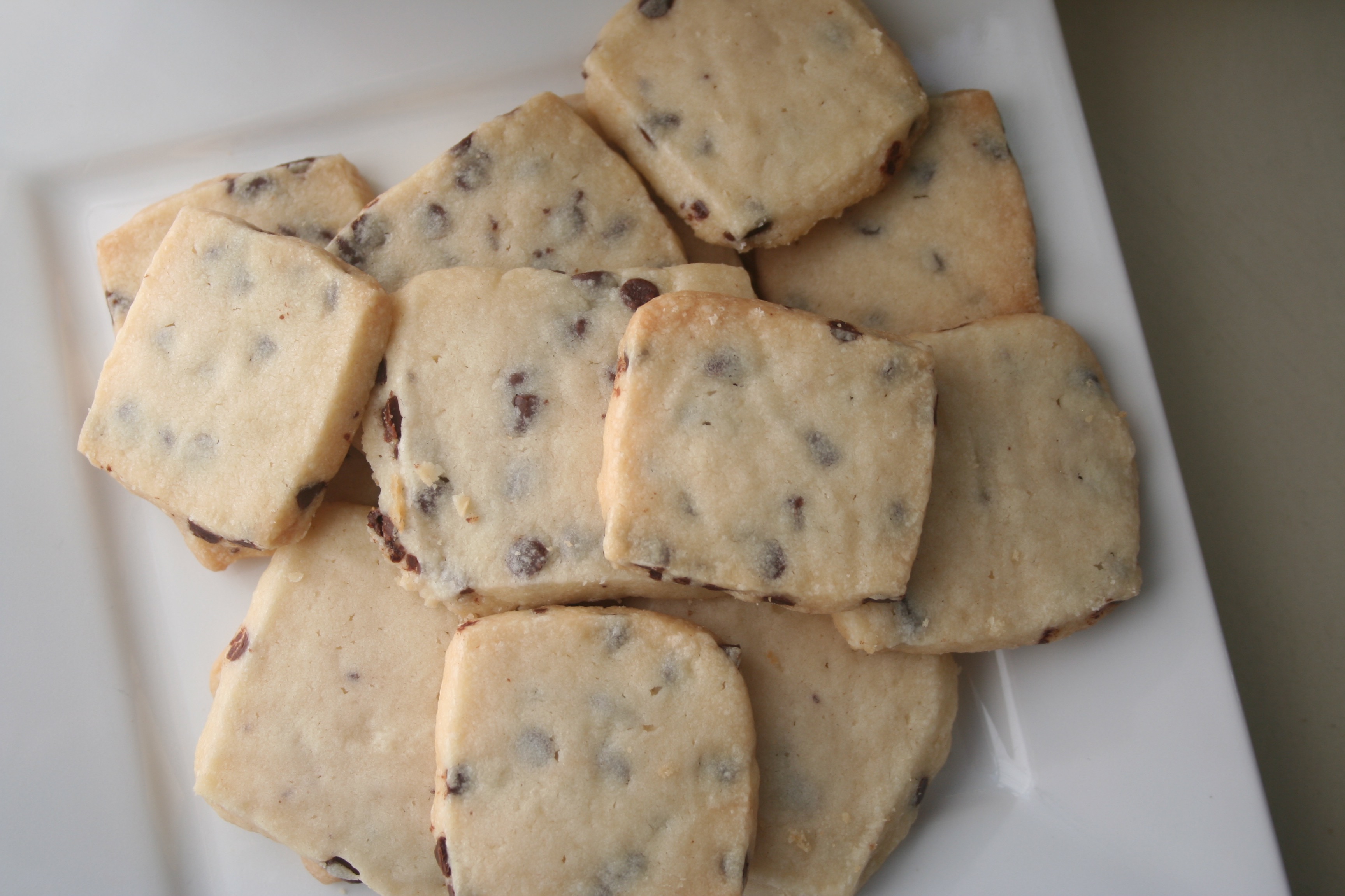 chocolate chip shortbread cookies