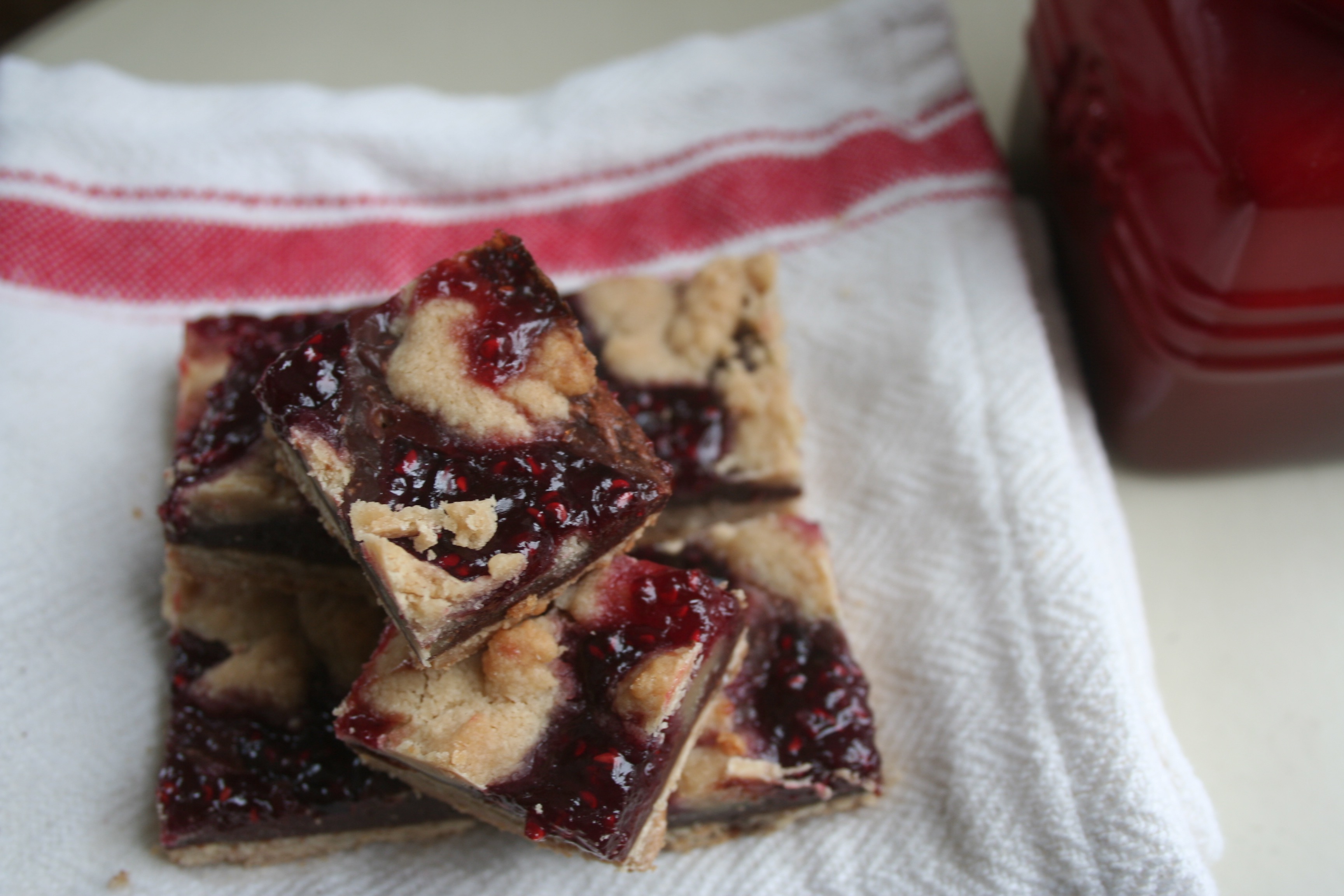 chocolate raspberry bars