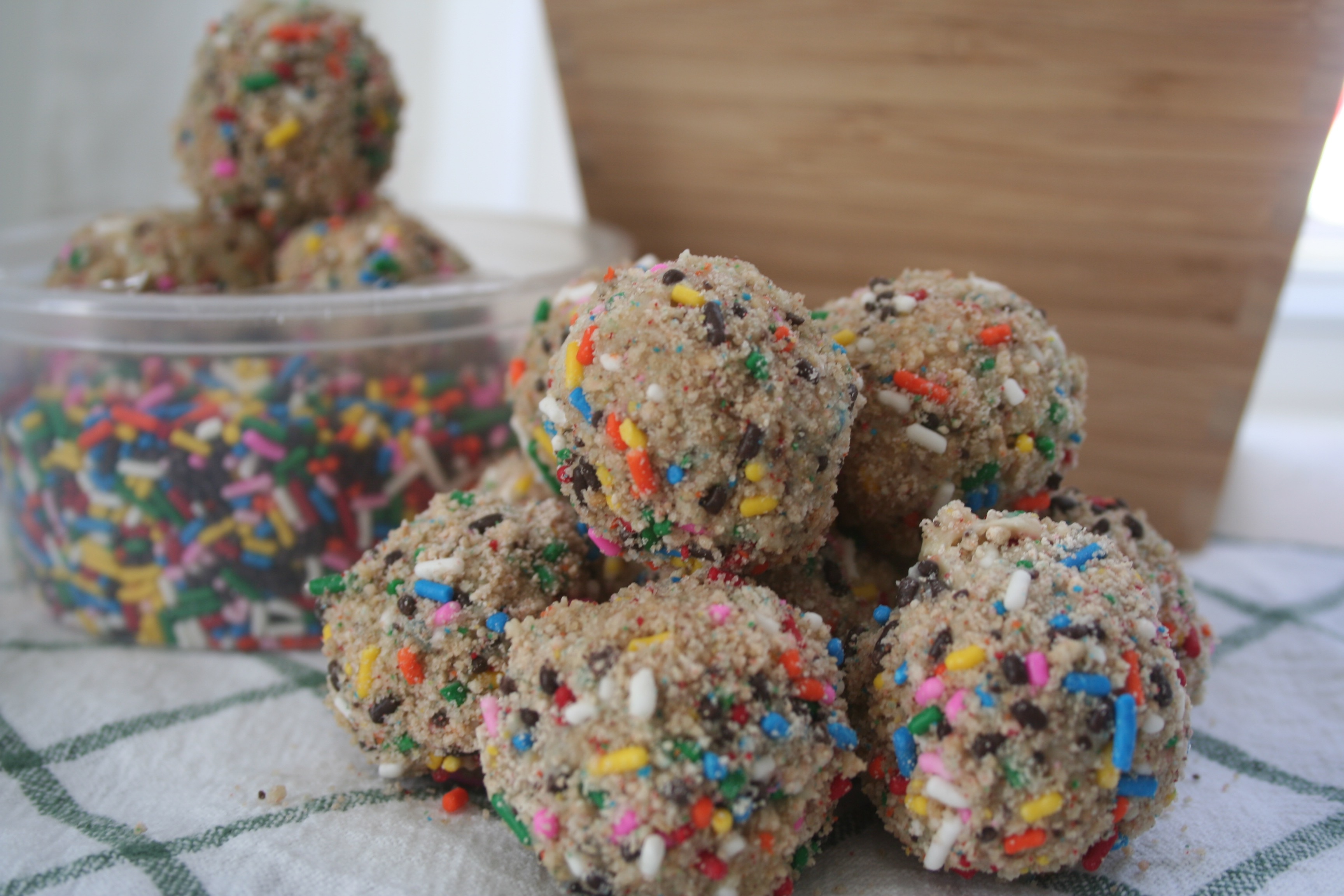 birthday cake truffles