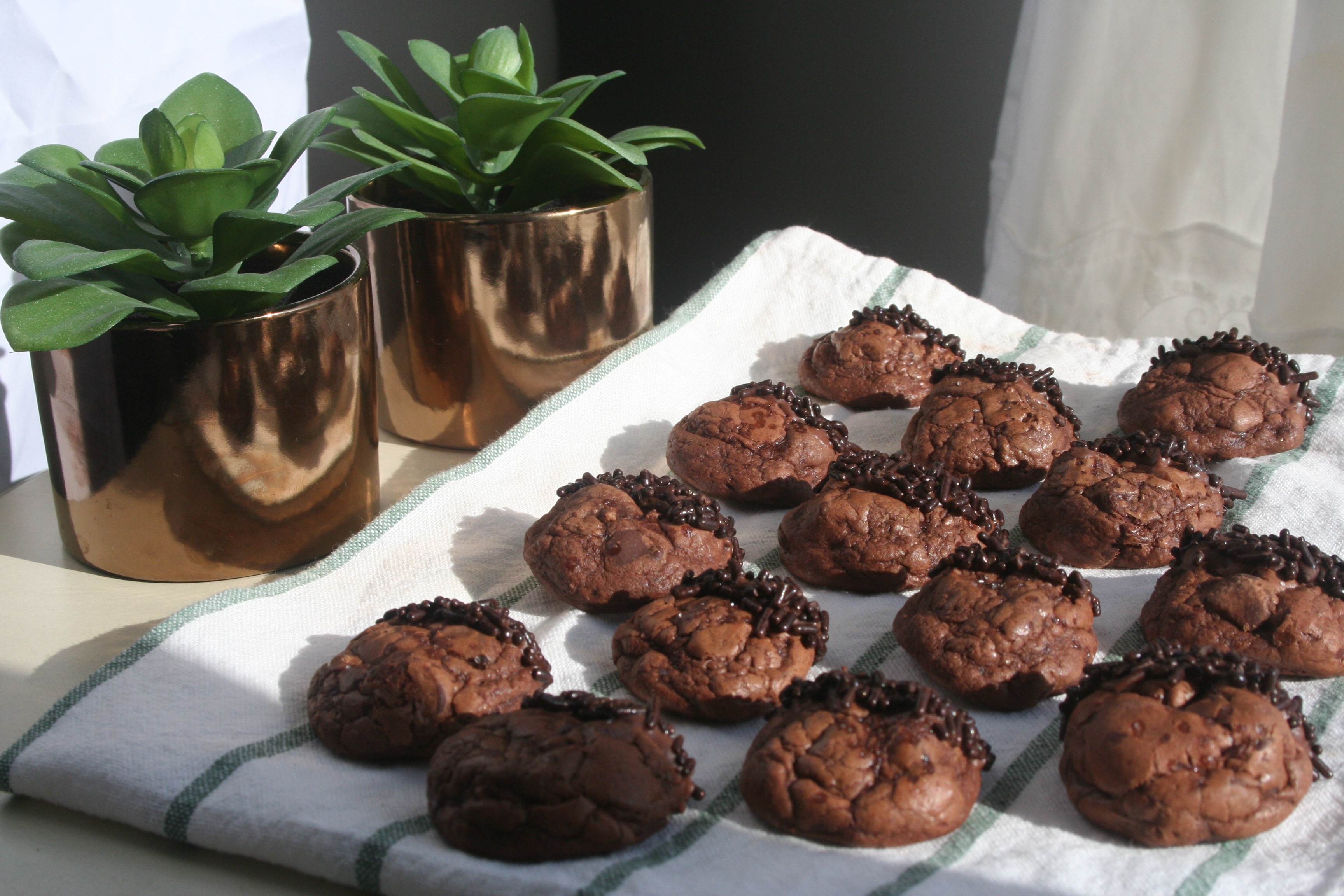 salted chocolate truffle cookies