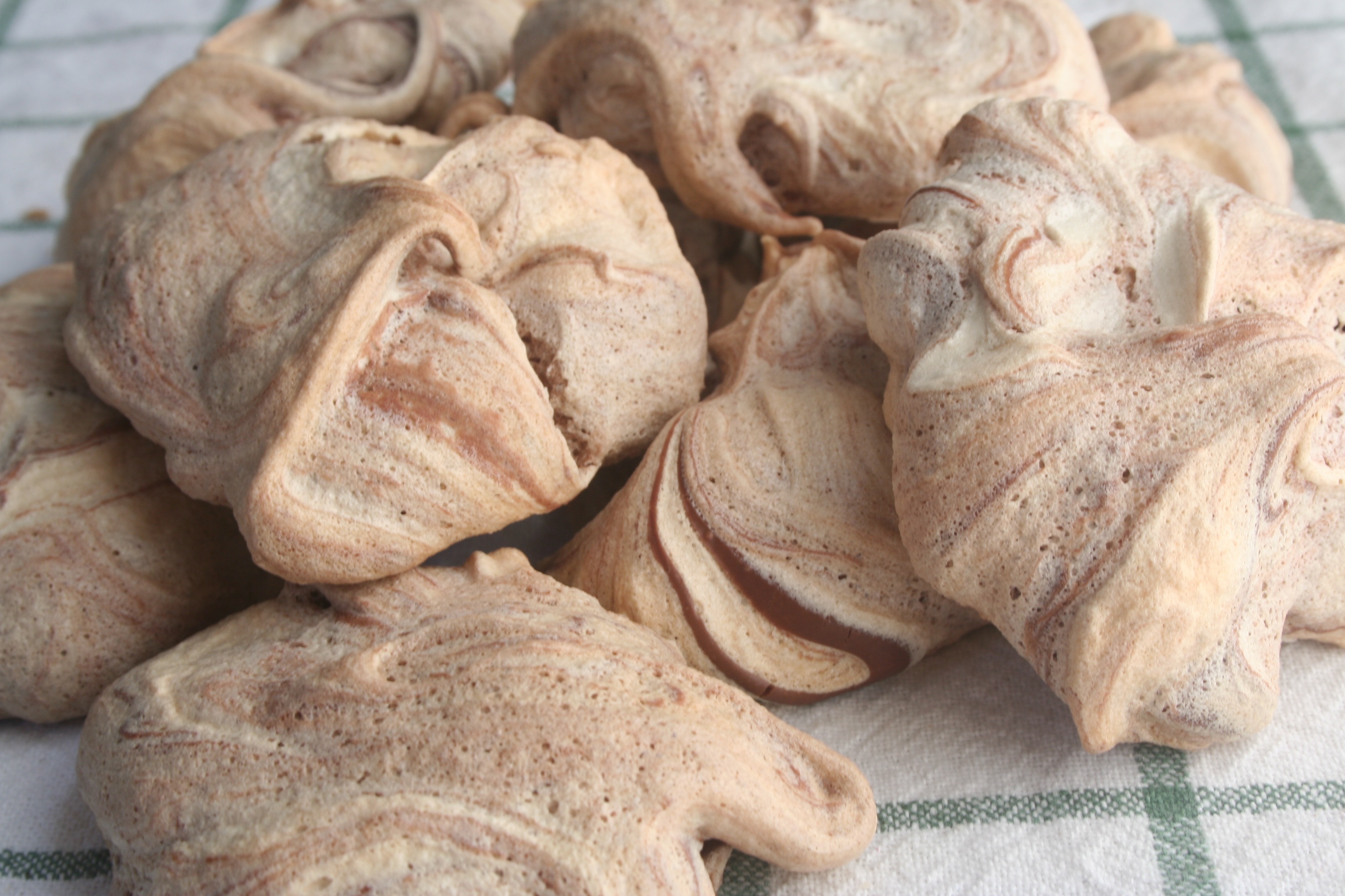 nutella meringue