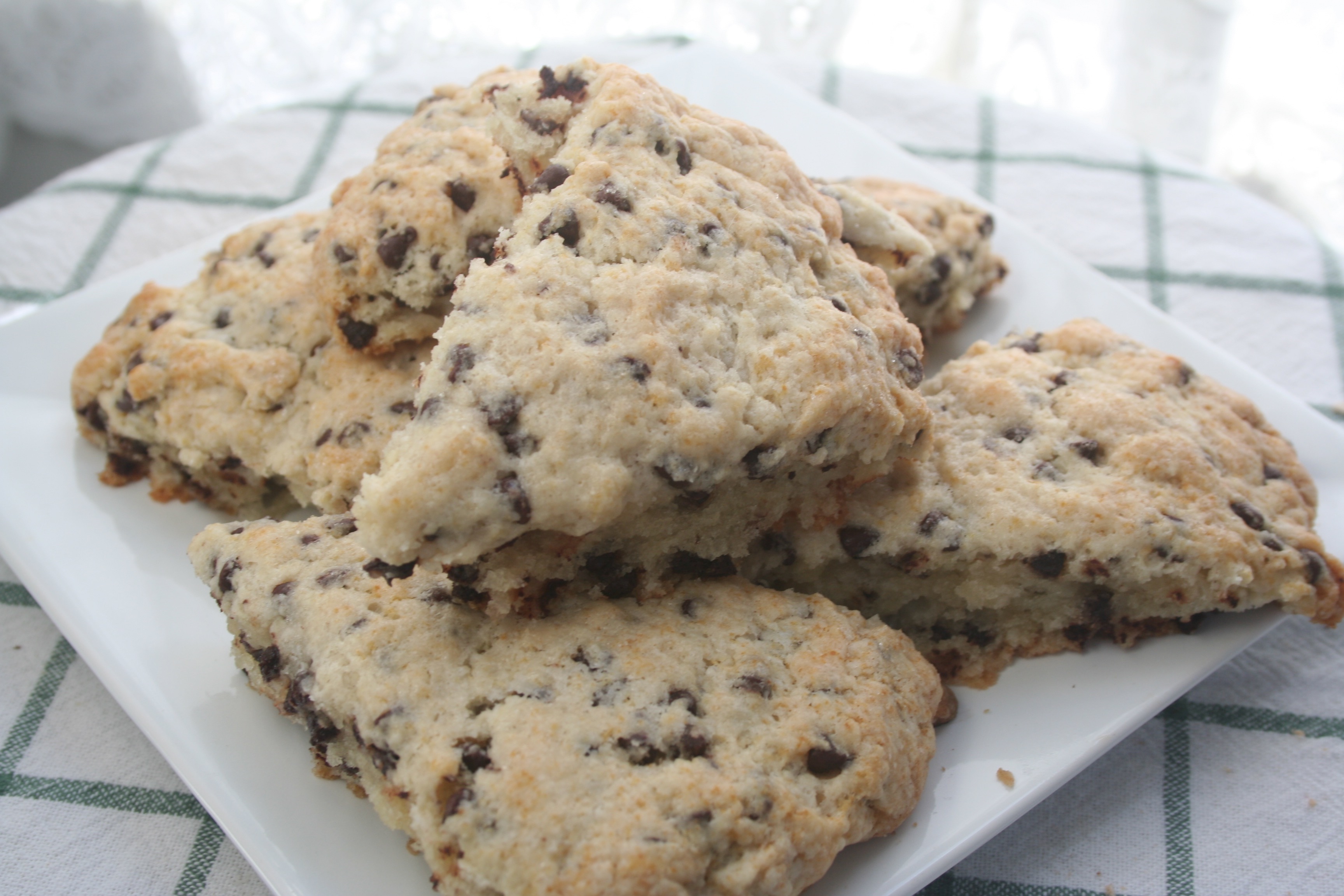 chocolate chip buttermilk scones