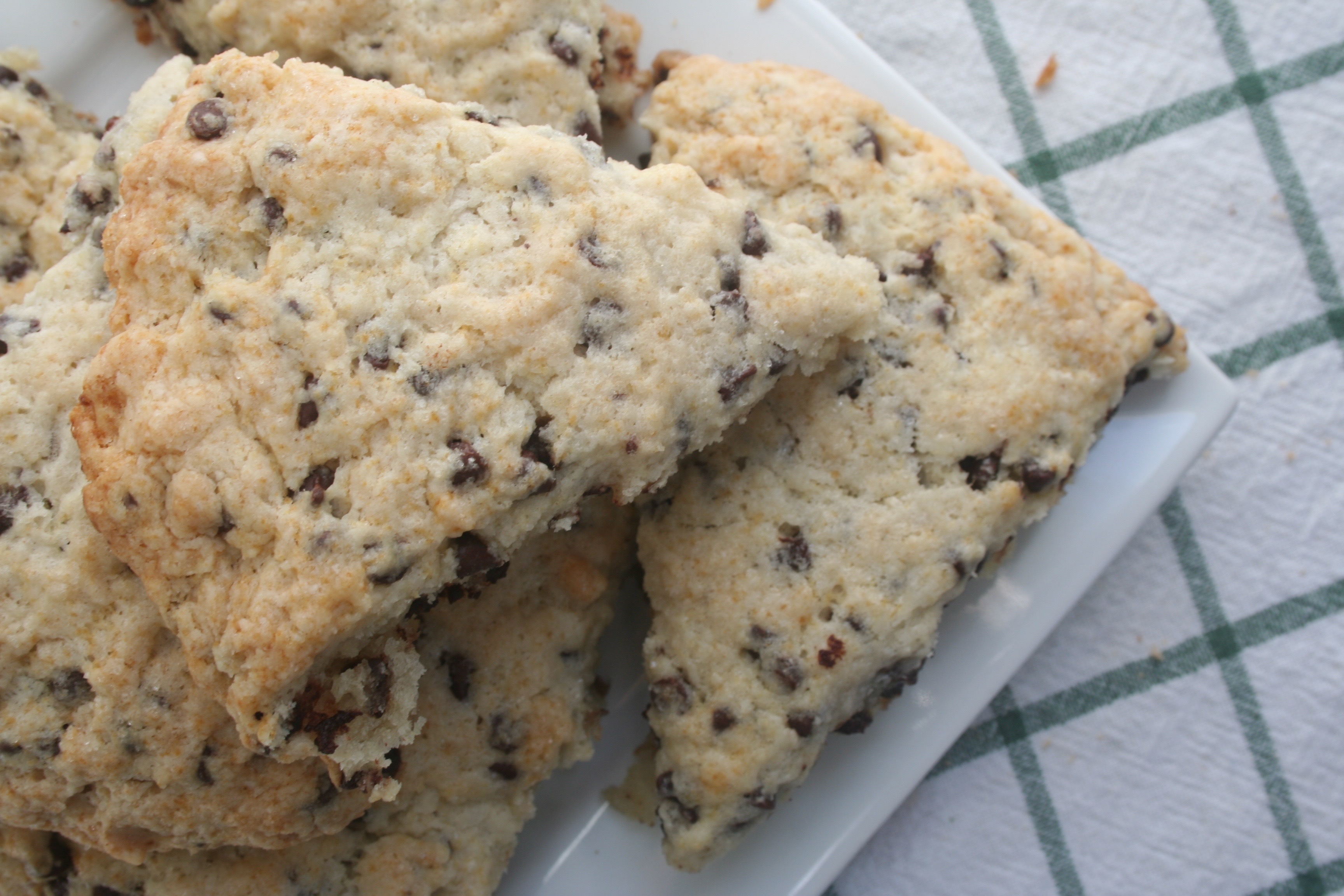 chocolate chip buttermilk scones