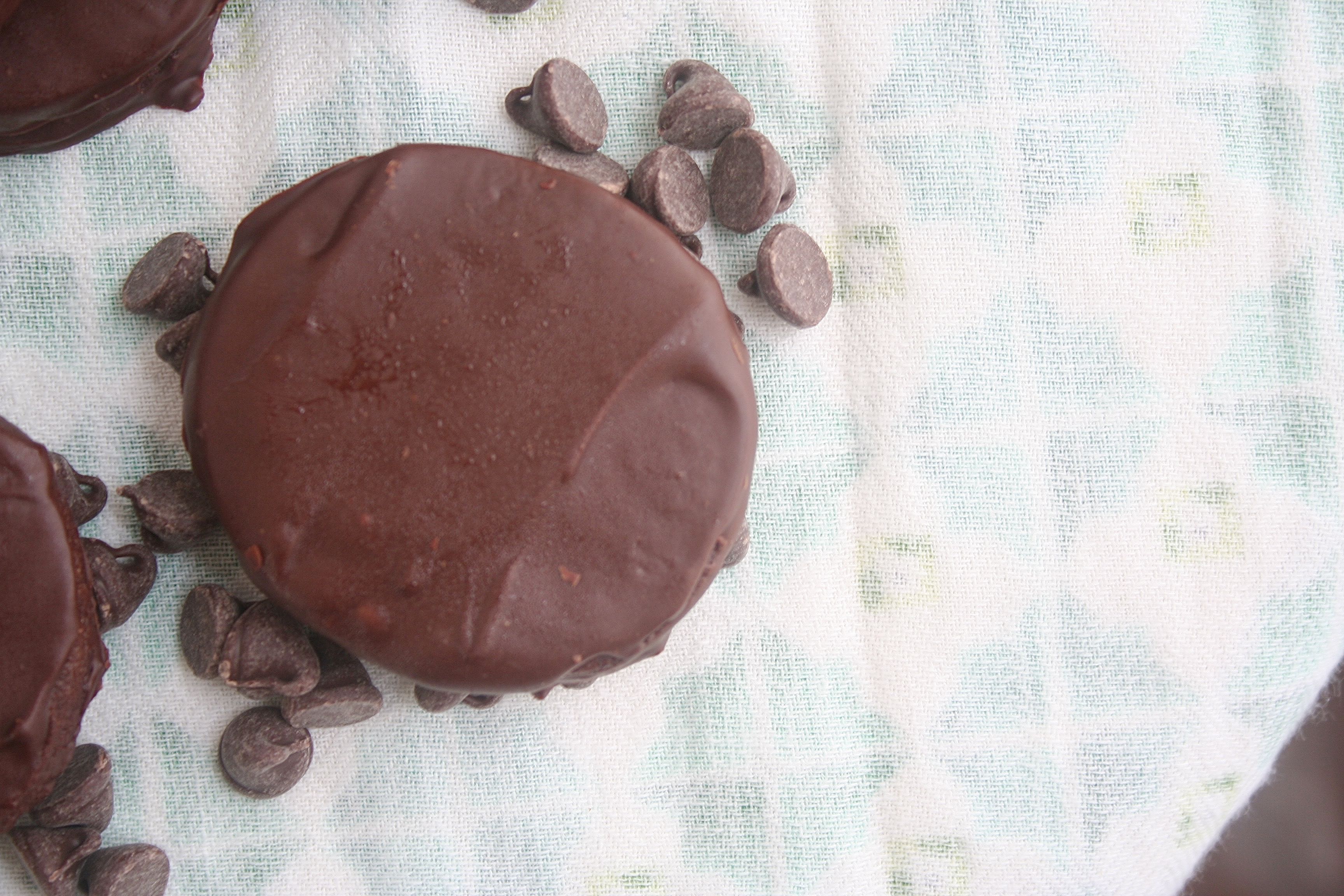 chocolate mint cookies (thin mints)