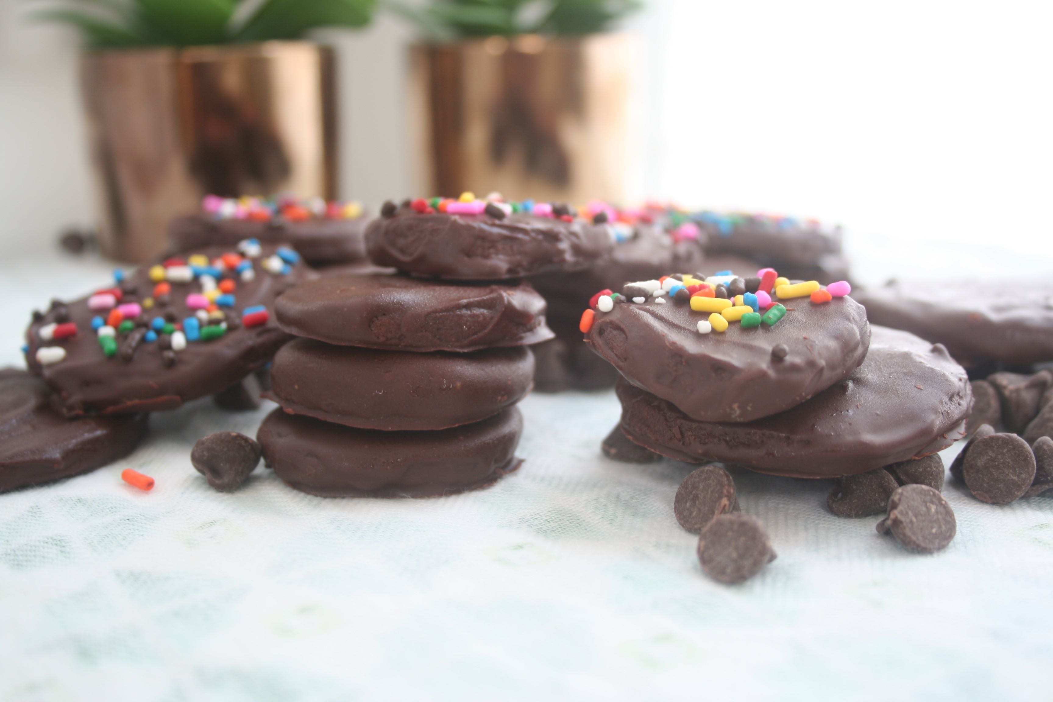 chocolate mint cookies (thin mints)