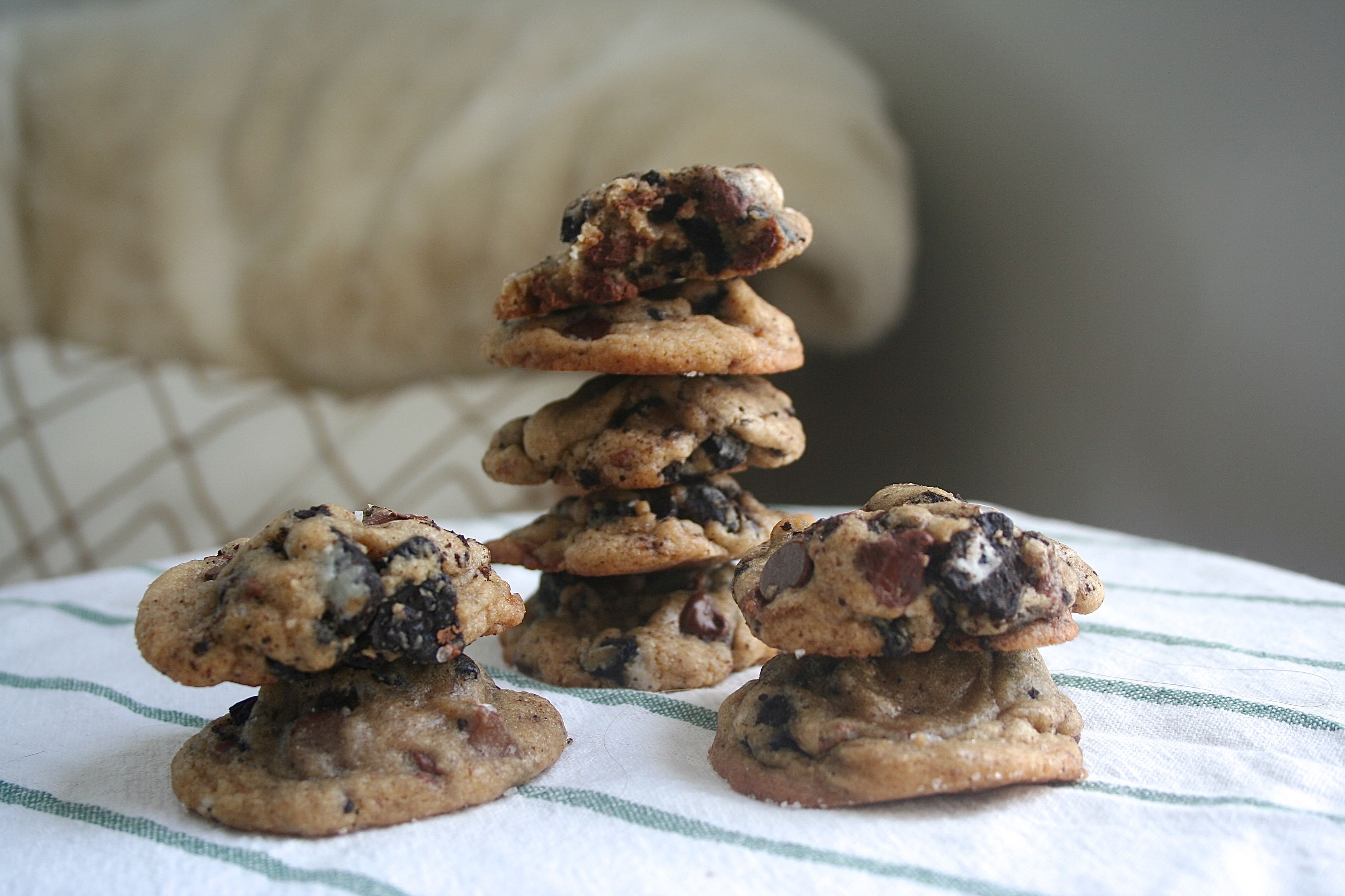 browned butter oreo toffee cookies