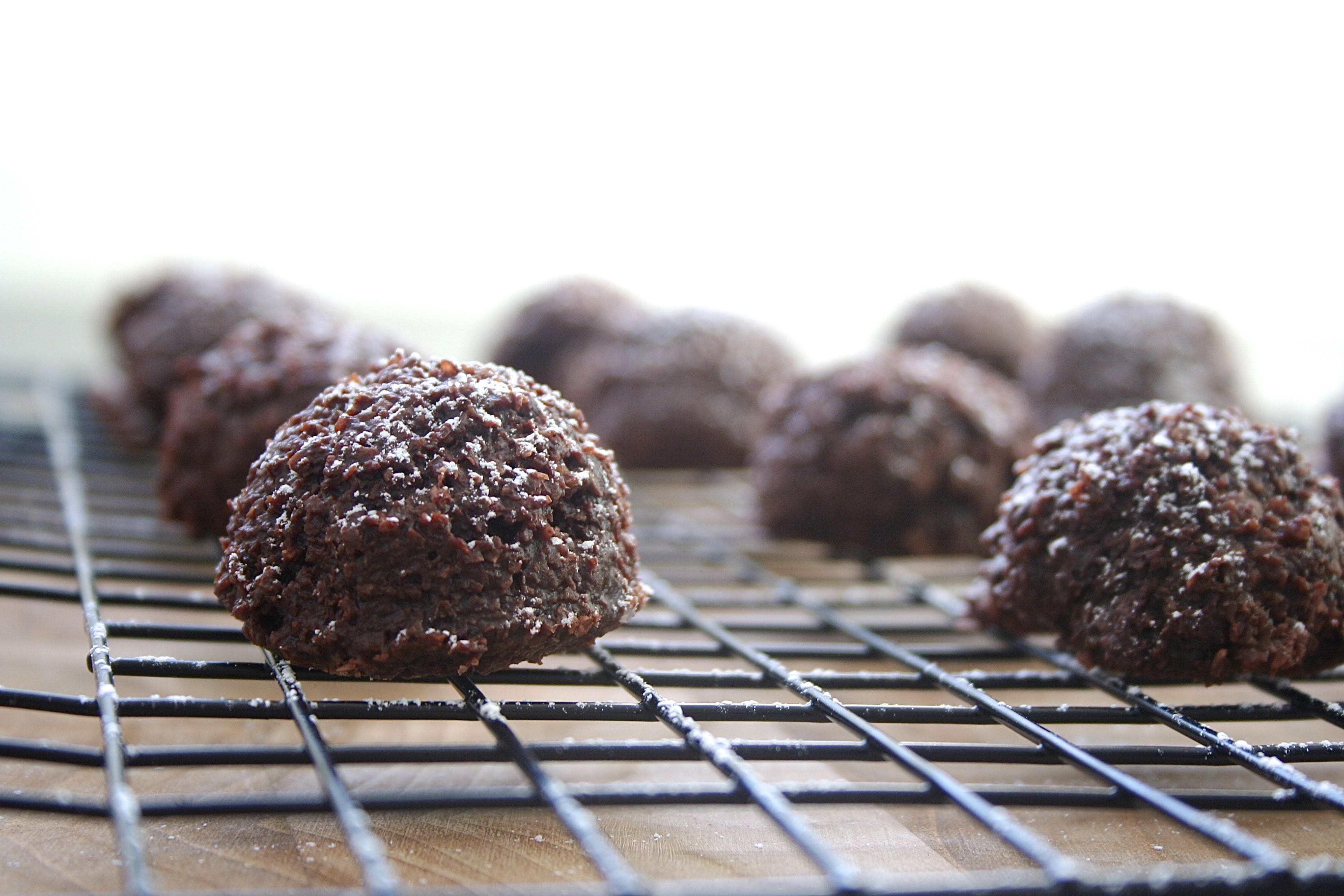 chocolate macaroons