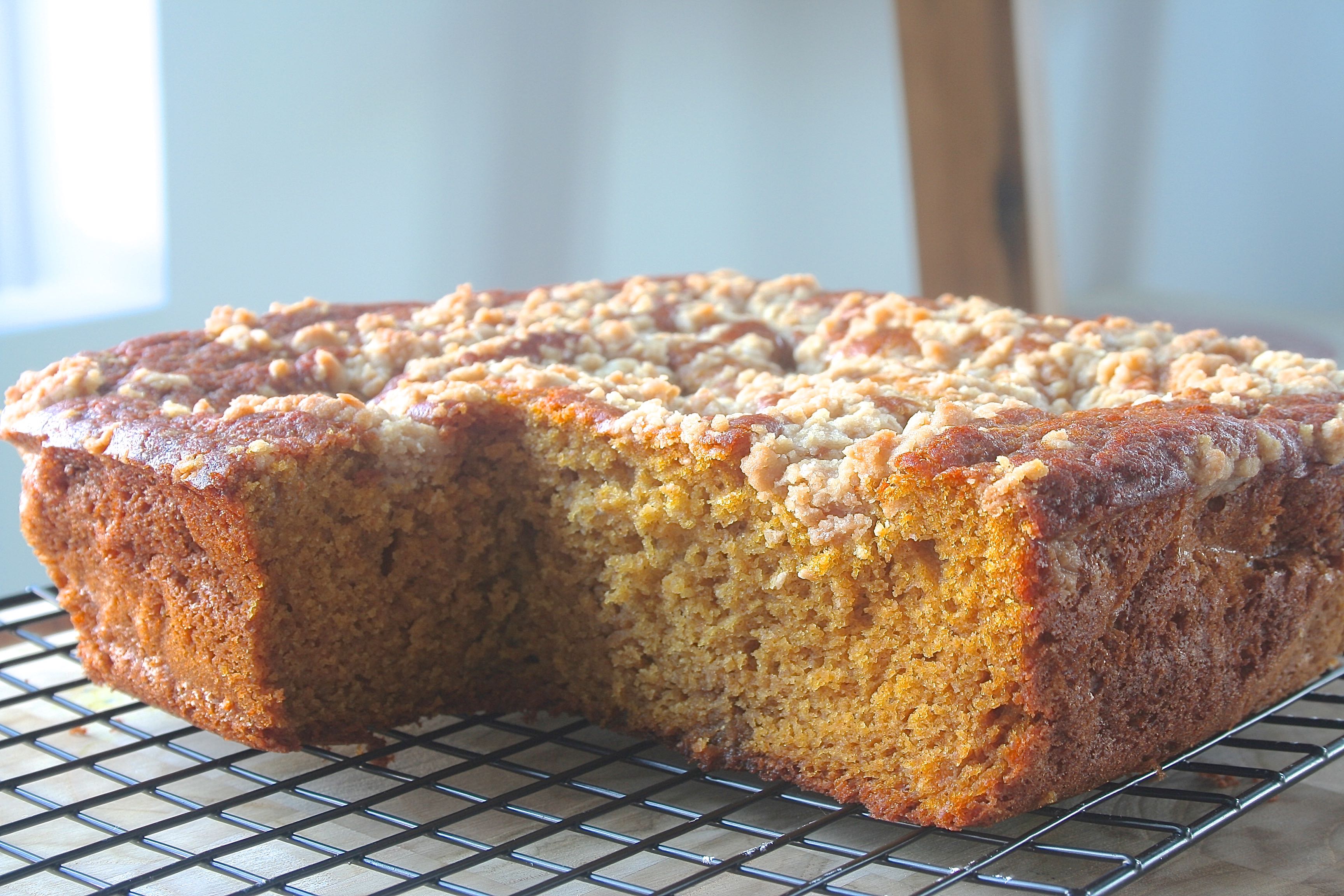 pumpkin crumb cake