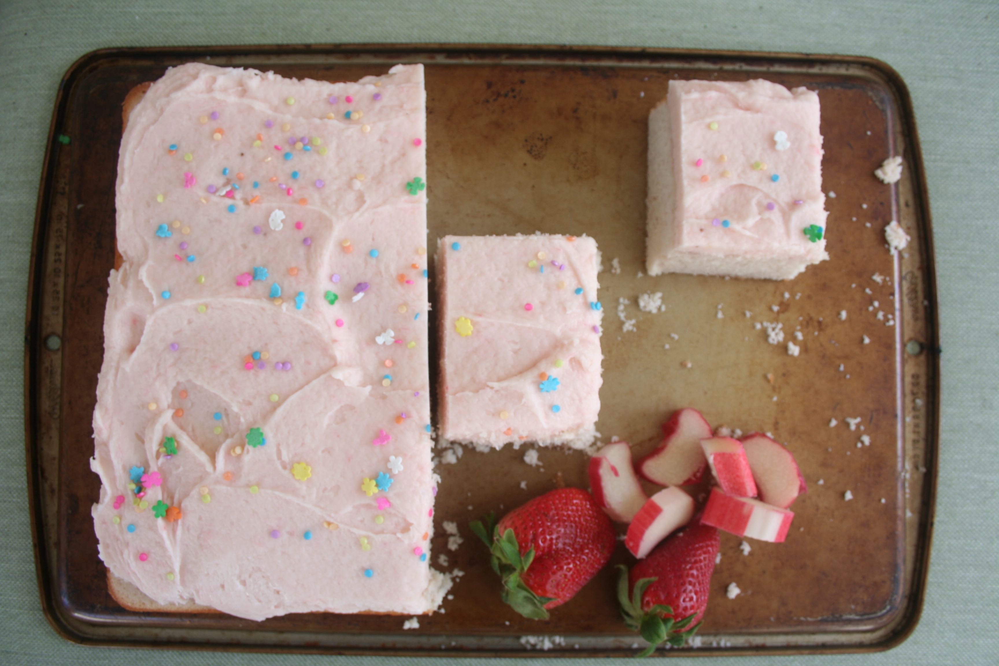 roasted strawberry rhubarb sheet cake