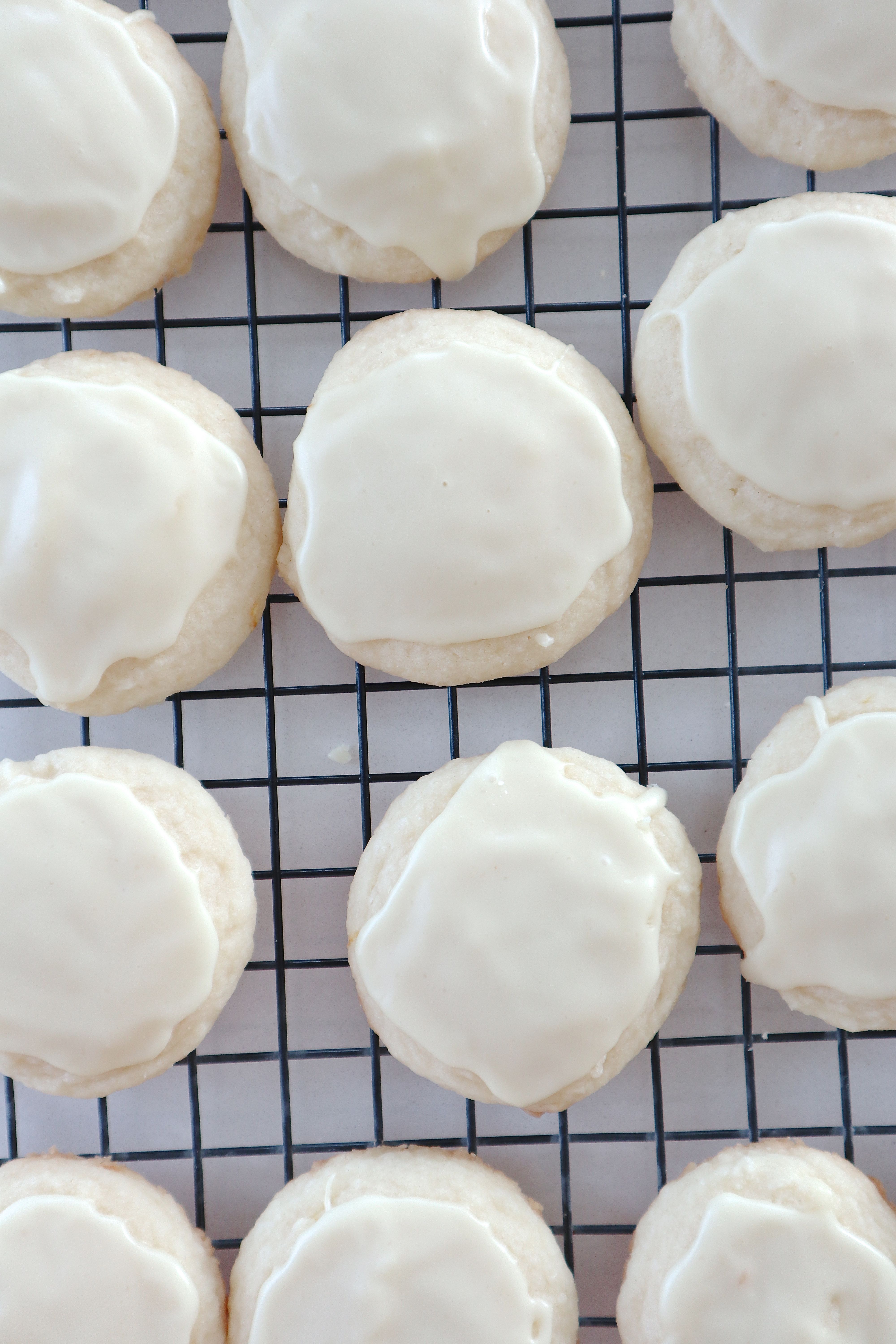 lemon whipped shortbread cookies